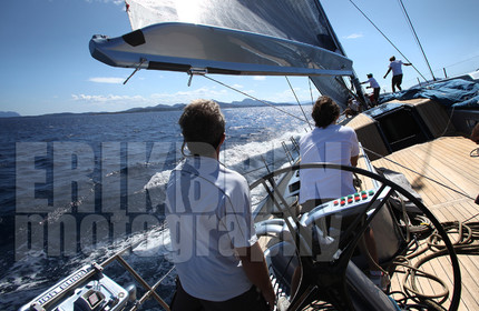 ref-30050-rc2011-equipage-voilier-photo-de-bateau-mer-bateau-de-course.jpg