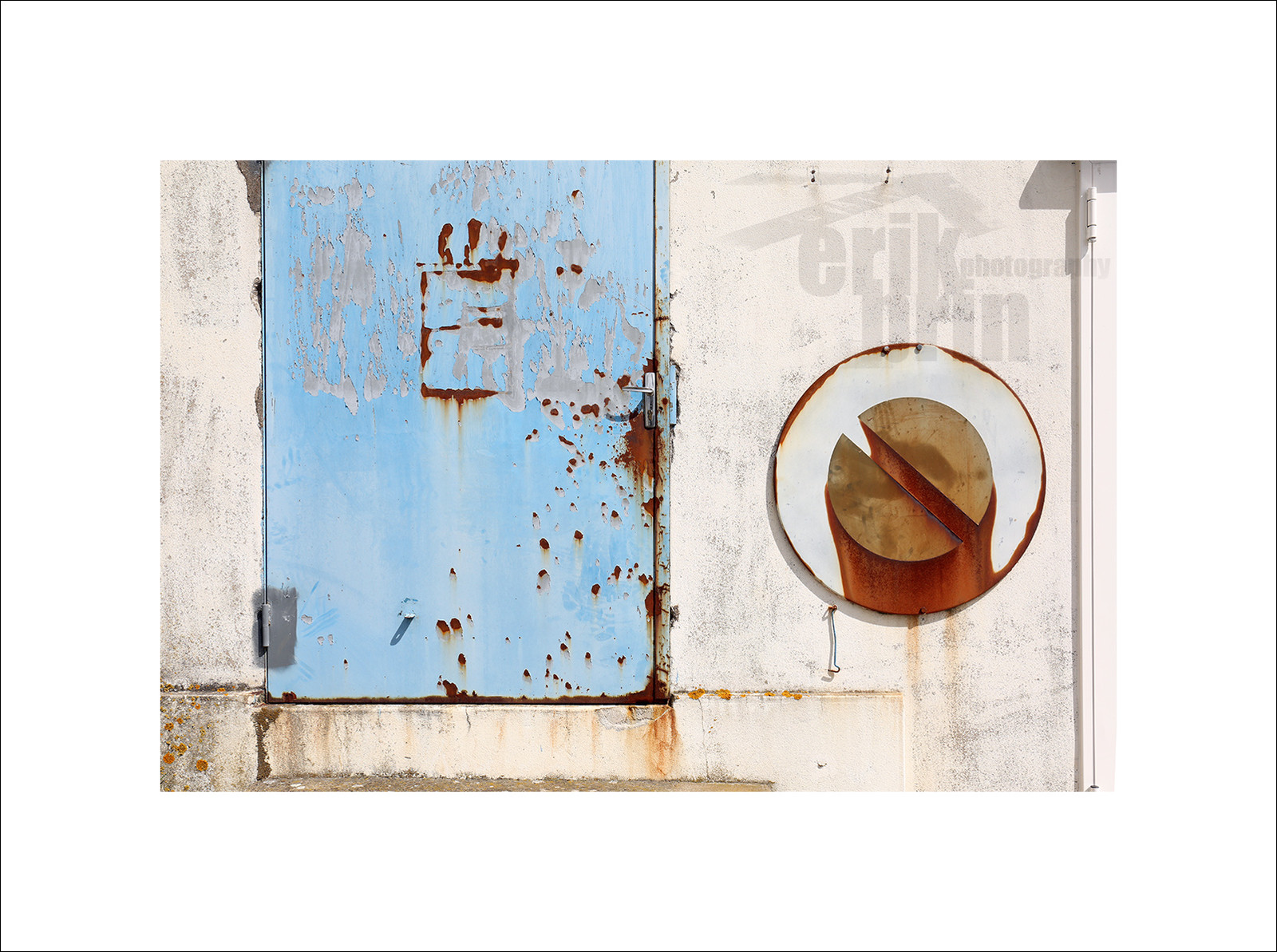 abstc0160-photo-abstraite-street-photography-galerie-d-art-parking-photo-contemporaine-photographe.jpg abstc0160-photo-abstraite-street-photography-galerie-d-art-parking-photo-contemporaine-photographe.jpg
