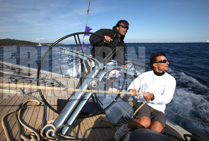 ref-30480-vst2010-equipage-voilier-photo-de-bateau-mer-bateau-de-course.jpg