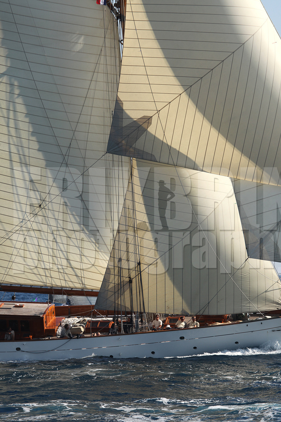 ref-20190-vieux-greement-voile-voilier-ancien-mer-photo-de-bateau.jpg