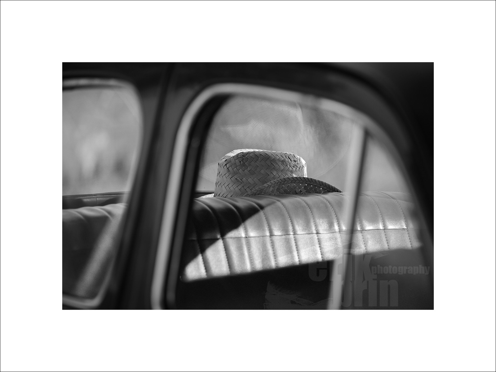 voit0114-voiture-ancienne-vieille-voiture-voiture-americaine-photo-noir-et-blanc-photographe-vintage-.jpg voit0114-voiture-ancienne-vieille-voiture-voiture-americaine-photo-noir-et-blanc-photographe-vintage-.jpg