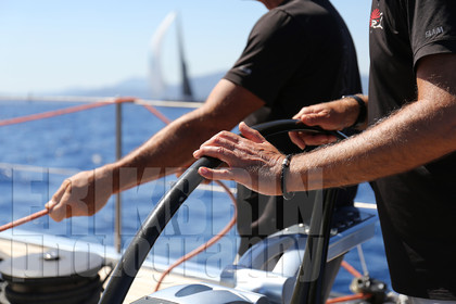ref-19510-rc2016-voile-voilier-bateau-barre-details-equipage.jpg
