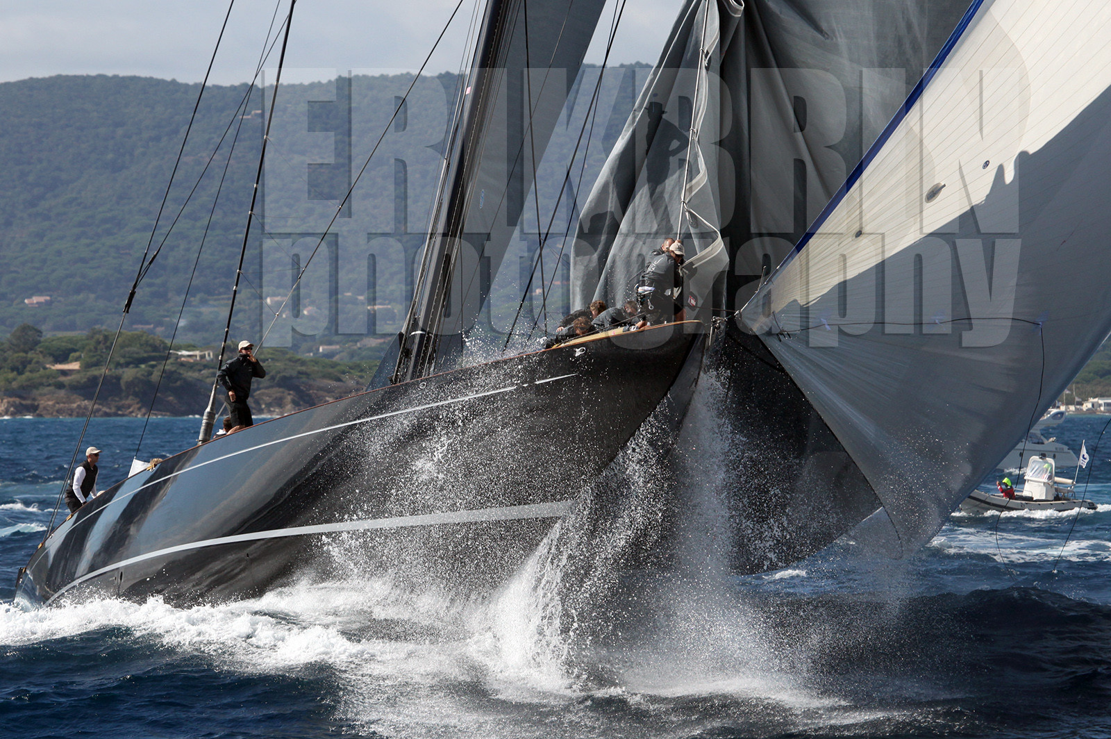 ref-3710-st2013-class-j-j-class-vieux-greement-voilier-voile-bateau-de-course-mer.jpg