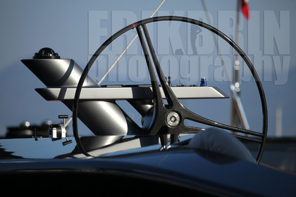 ref-20020-barre-de-voilier-bateau-pont-de-bateau-greement-bateau-de-course.jpg