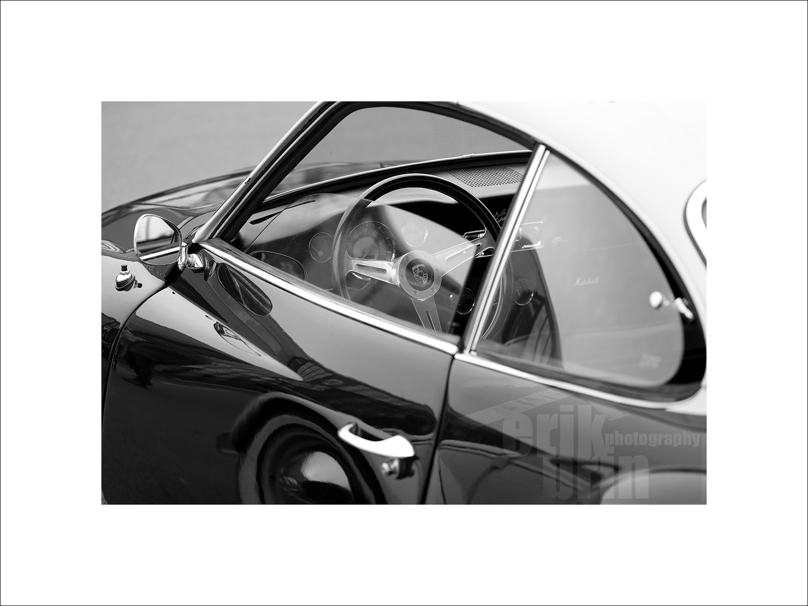 voit0133-voiture-ancienne-vieille-voiture-photo-noir-et-blanc-photographe-vintage-photographe-nantes.jpg voit0133-voiture-ancienne-vieille-voiture-photo-noir-et-blanc-photographe-vintage-photographe-nantes.jpg