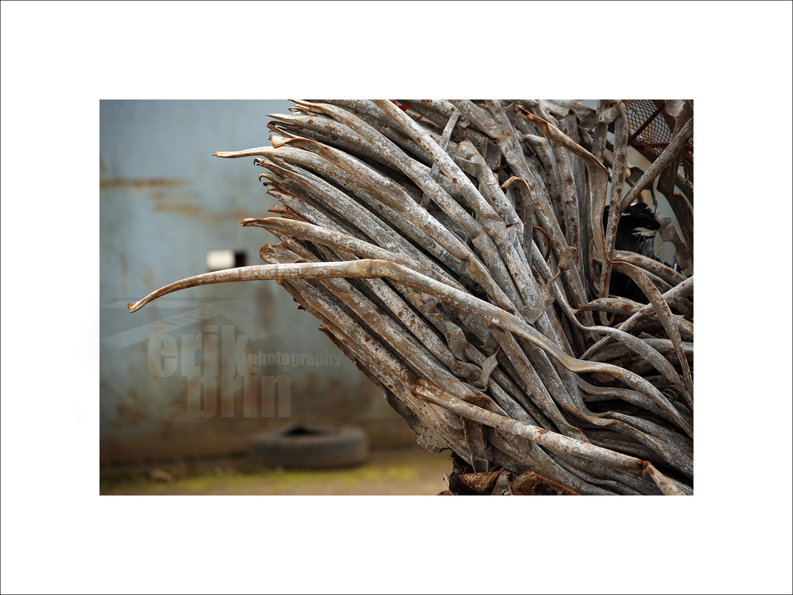 abstc0210-photo-abstraite-street-photography-rouille-acier-urbex-galerie-d-art-photo-contemporaine.jpg abstc0210-photo-abstraite-street-photography-rouille-acier-urbex-galerie-d-art-photo-contemporaine.jpg