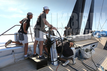 ref-30300-rc2016-equipage-voilier-photo-de-bateau-mer-bateau-de-course.jpg