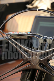 ref-19530-rc-2015-voile-voilier-bateau-barre-details-mer.jpg