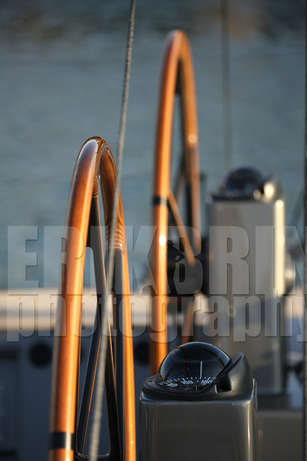 ref-21360-barre-de-voilier-bateau-pont-de-bateau-greement-bateau-de-course.jpg