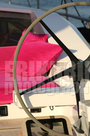 ref-21300-barre-de-voilier-bateau-pont-de-bateau-greement-bateau-de-course.jpg