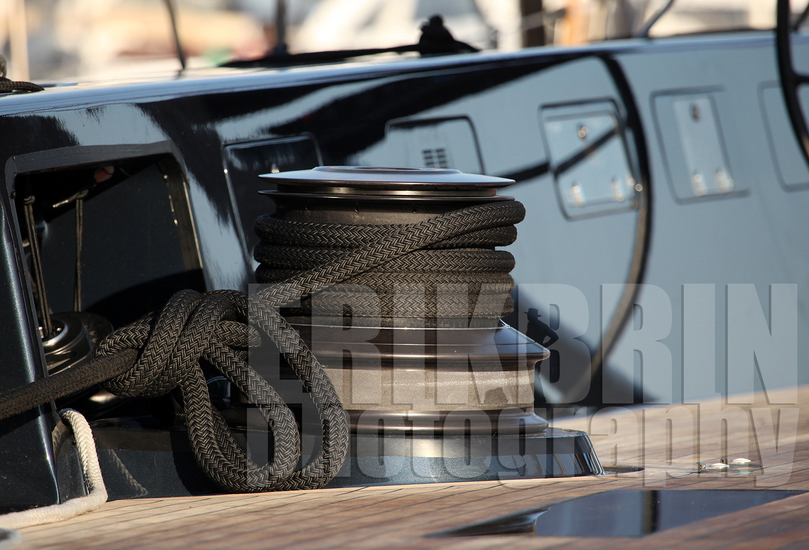 ref-20500-pont-de-bateau-winch-bateau-de-course-accastillage-photo-de-bateau.jpg