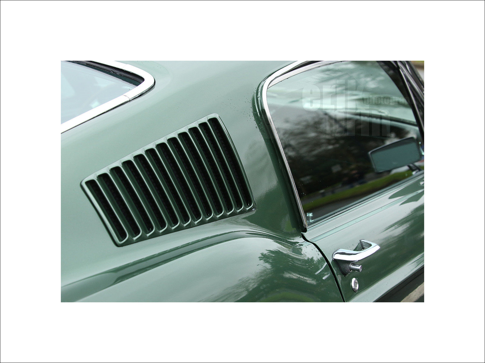 voitc066-corvette-voiture-ancienne-voiture-americaine-photographe-tirage-photo-deco.jpg