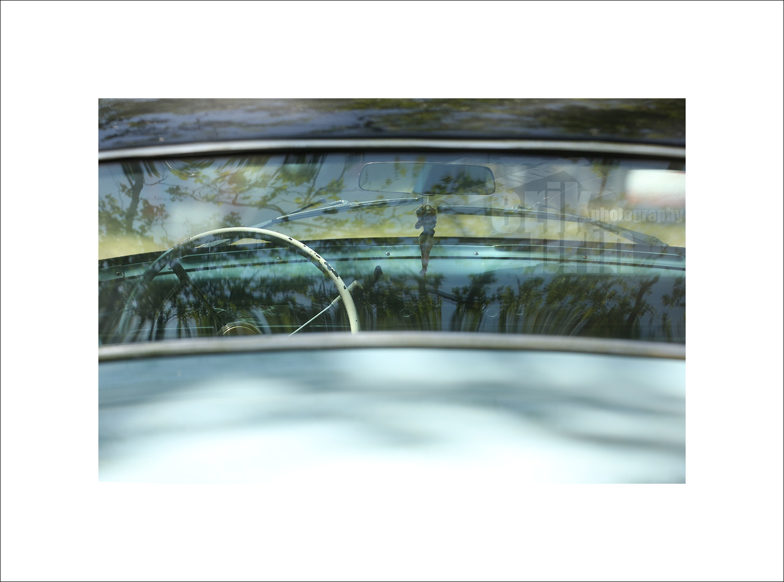 voitc047-voiture-americaine-vintage-car-voiture-ancienne-photographe-deco-tirage-photo.jpg